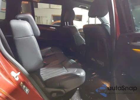 2017 Mercedes-Benz Gls 450 4Matic z USA, uszkodzony, nr VIN 4JGDF6EE8HA856977